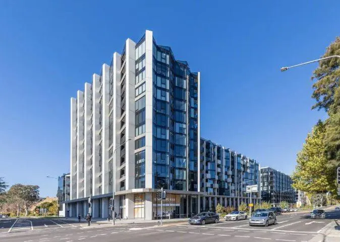 Image 3 of Metropol – CBD pool Sleeps 7