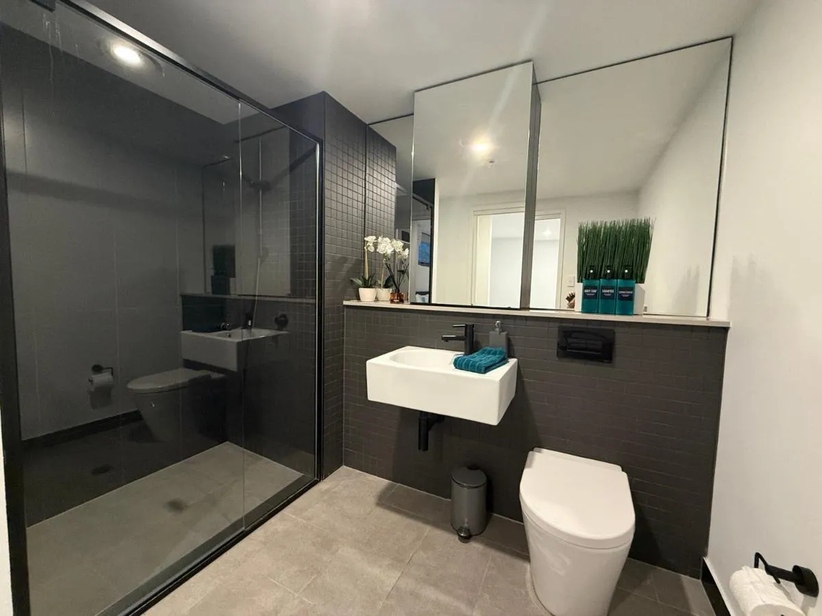 Image 2 of Midnight Luxe 2BR 2Bath 2Car 230 Pool Gym Sauna
