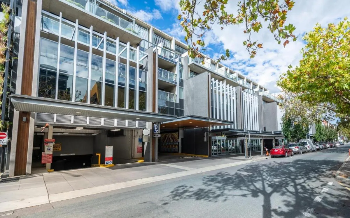 Image 5 of Mode 220 Braddon ACT
