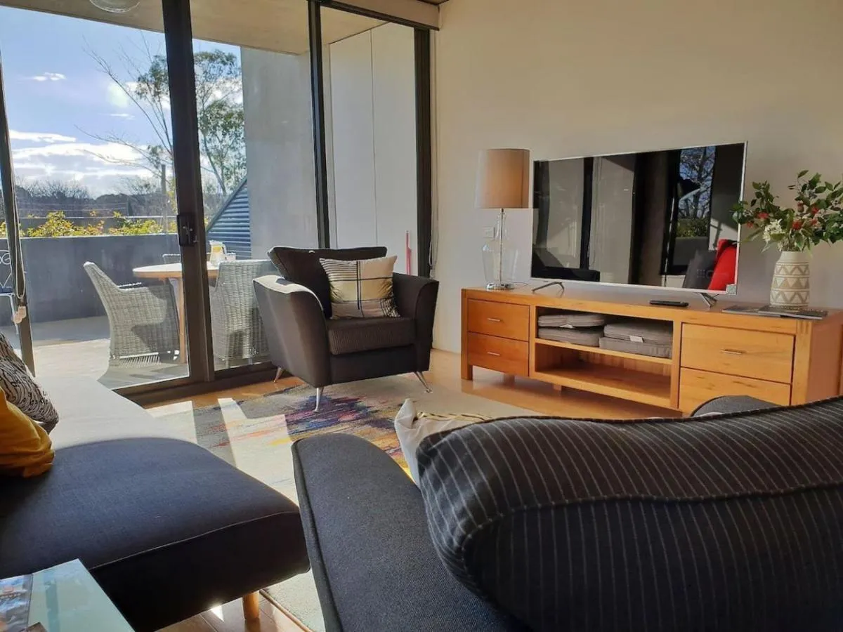 Image 2 of Modern Apartment – Prime Location with Heated Pool – Hosted by Canstay
