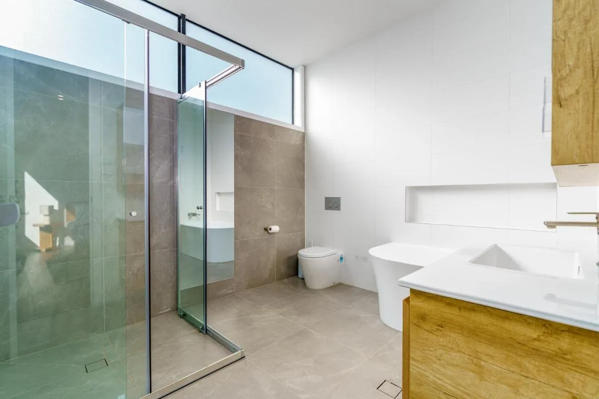 Image 2 of New 4 bedroom city home with Tesla charger – Hosted by CanStay