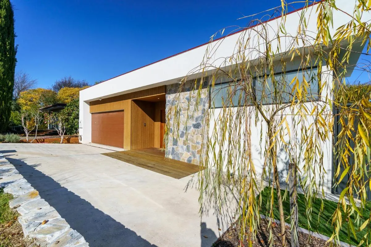 Image 5 of New 4 bedroom city home with Tesla charger – Hosted by CanStay