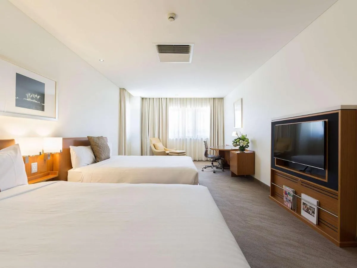 Image 2 of Novotel Canberra