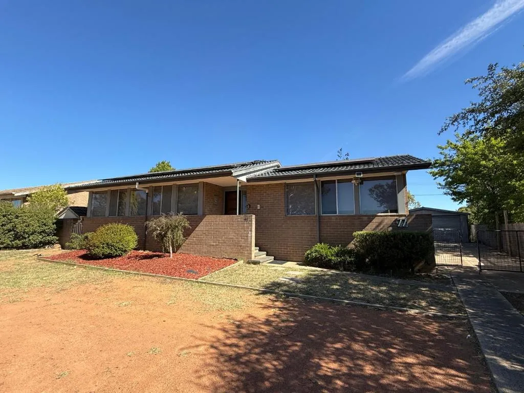 Image of Page 3BR House