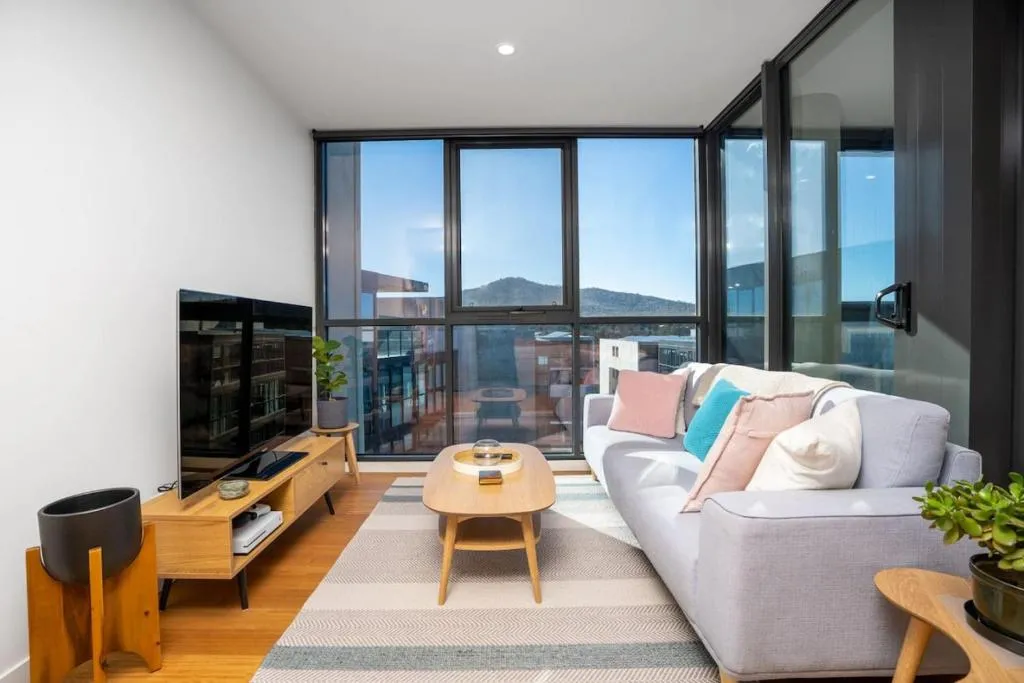 Image of Perfectly Located 1BR BA Apartment – Hosted by Canstay