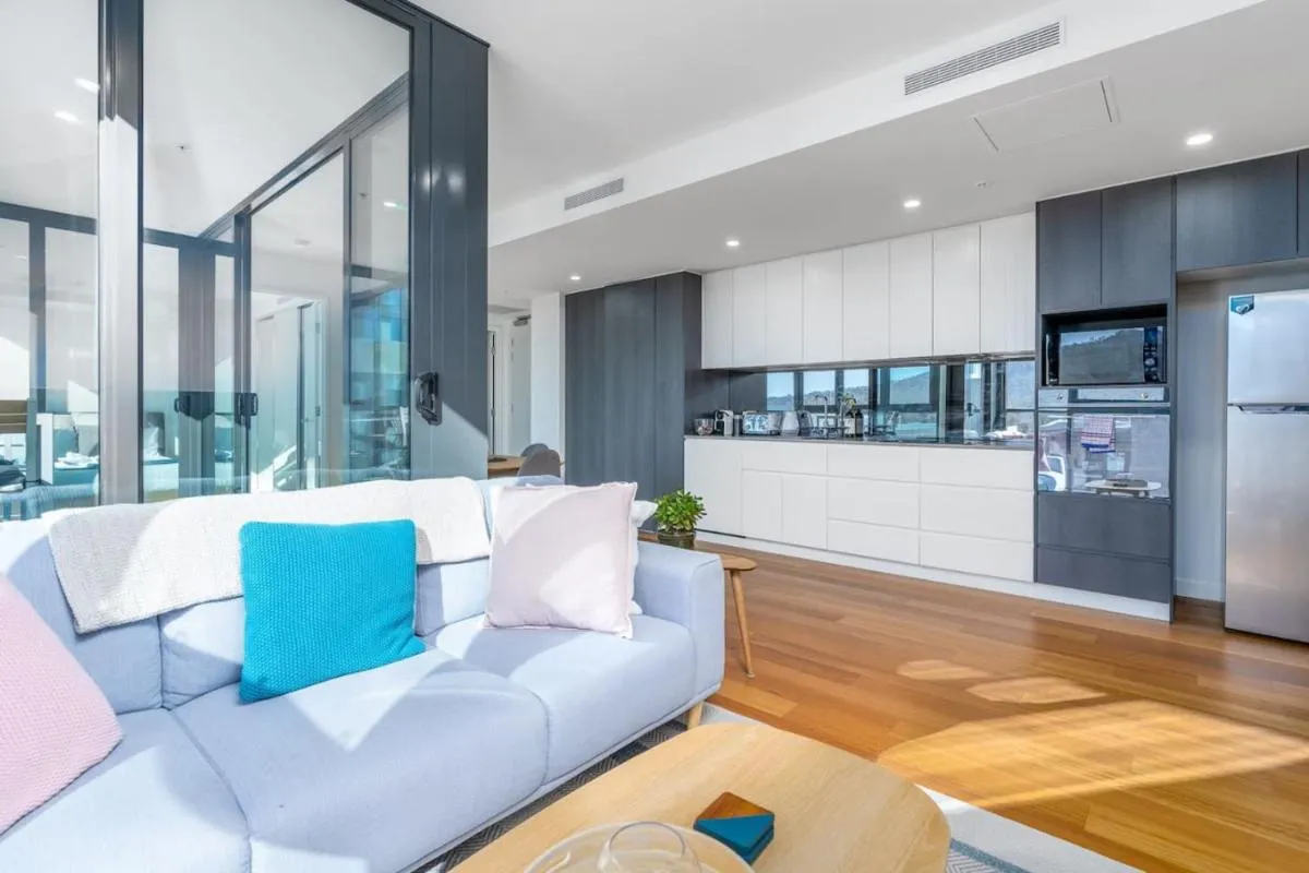 Image 6 of Perfectly Located 1BR BA Apartment – Hosted by Canstay