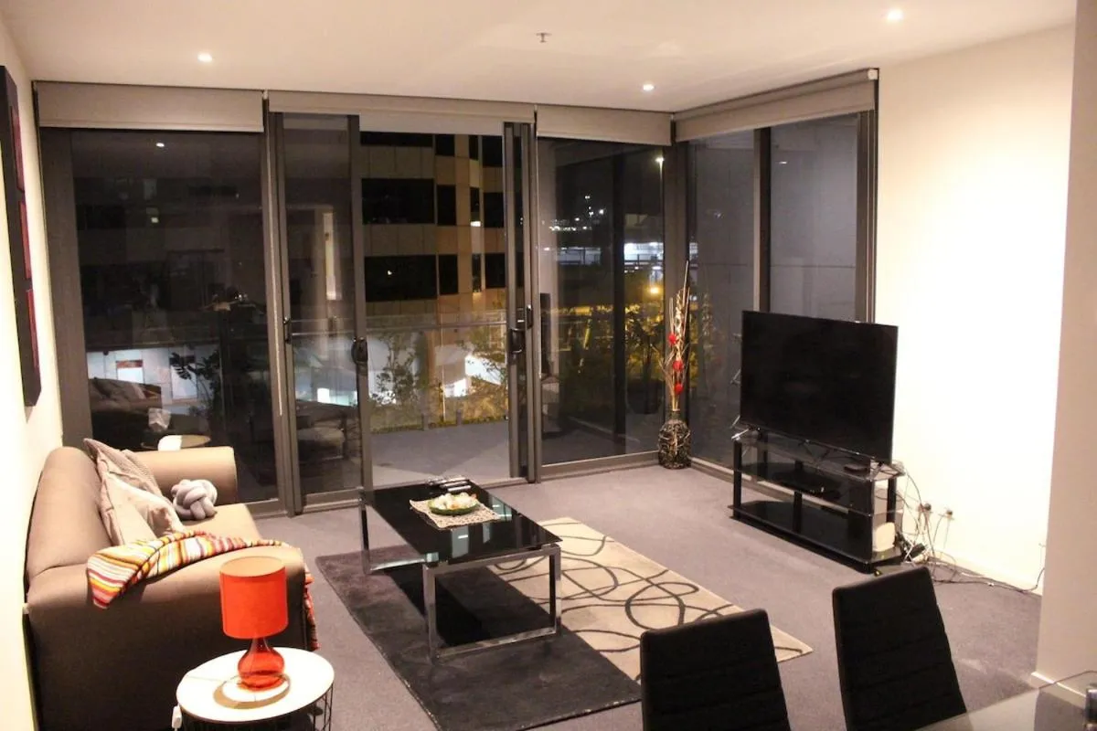 Image 2 of Perfectly Located Modern Apartment – Canberra CBD