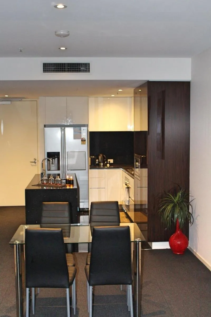 Image 5 of Perfectly Located Modern Apartment – Canberra CBD