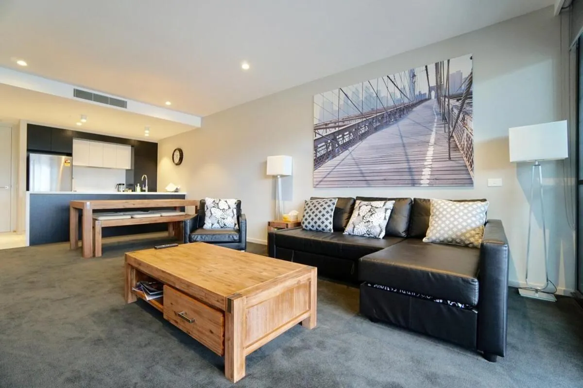 Image 6 of Prestige Waterfront Apartment in Kingston, ACT