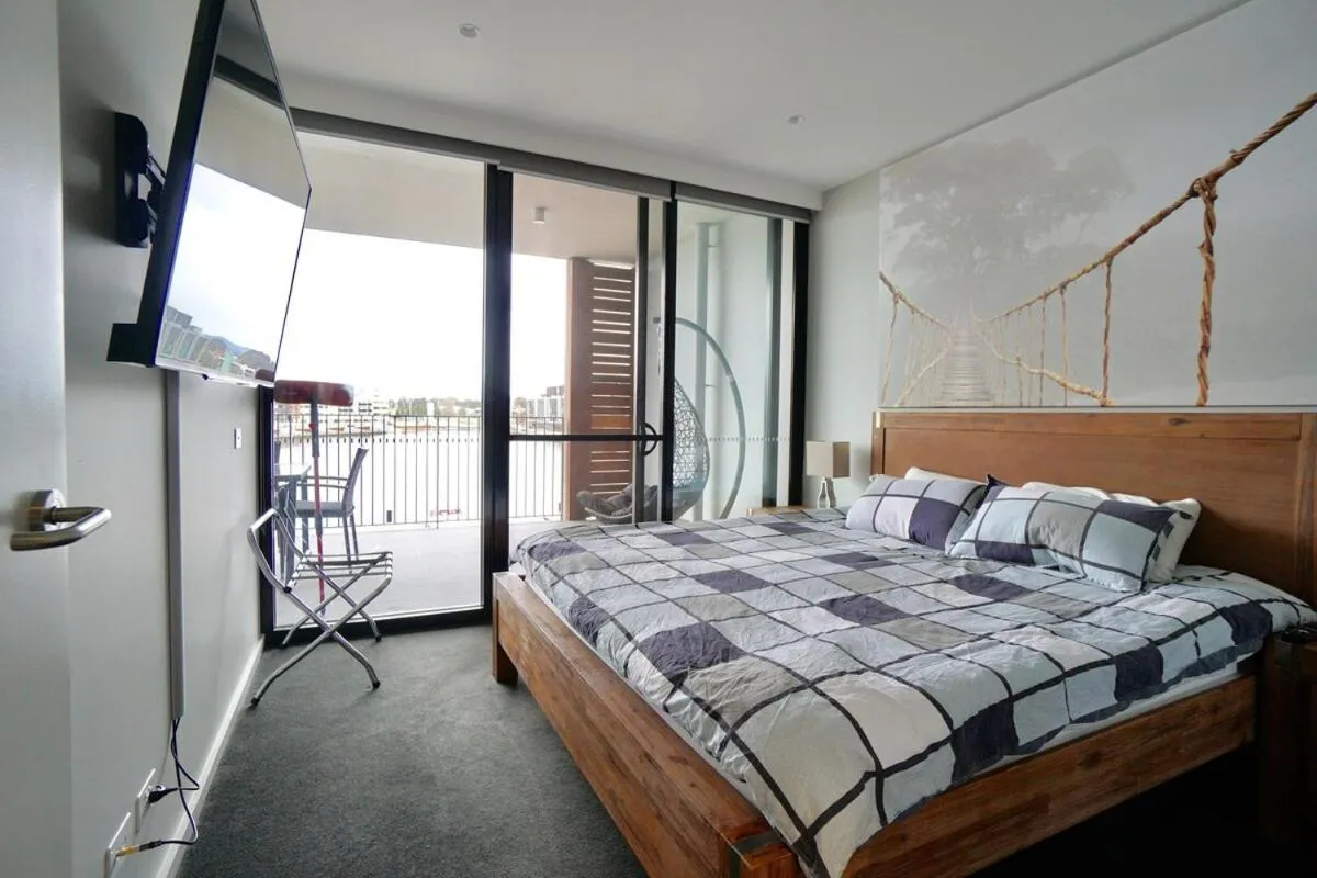 Image 1 of Prestige Waterfront Apartment in Kingston, ACT