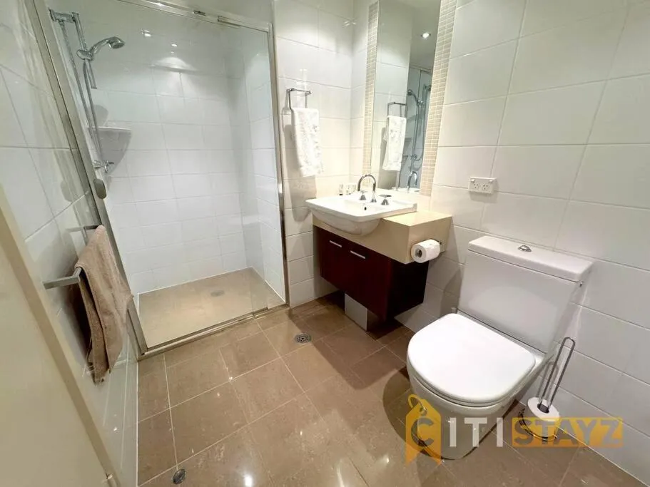 Image 2 of Pretty Penthouse – Close to ANU