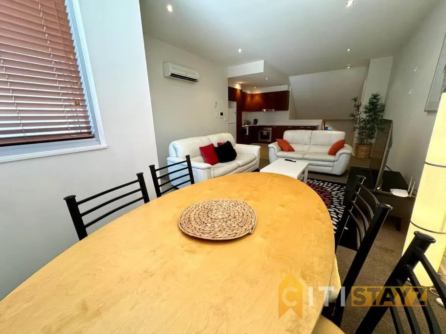 Image 4 of Pretty Penthouse – Close to ANU