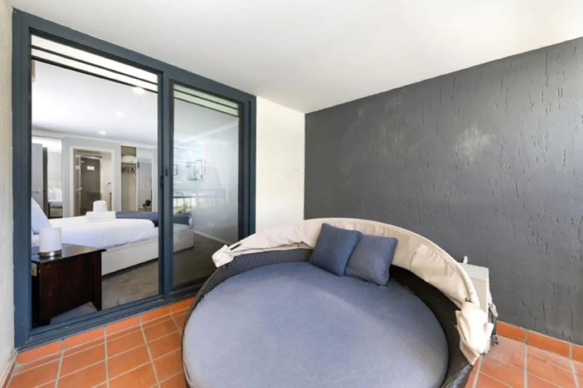 Image 3 of Spacious 2BR Apartment in the Heart of the City – Hosted by Canstay