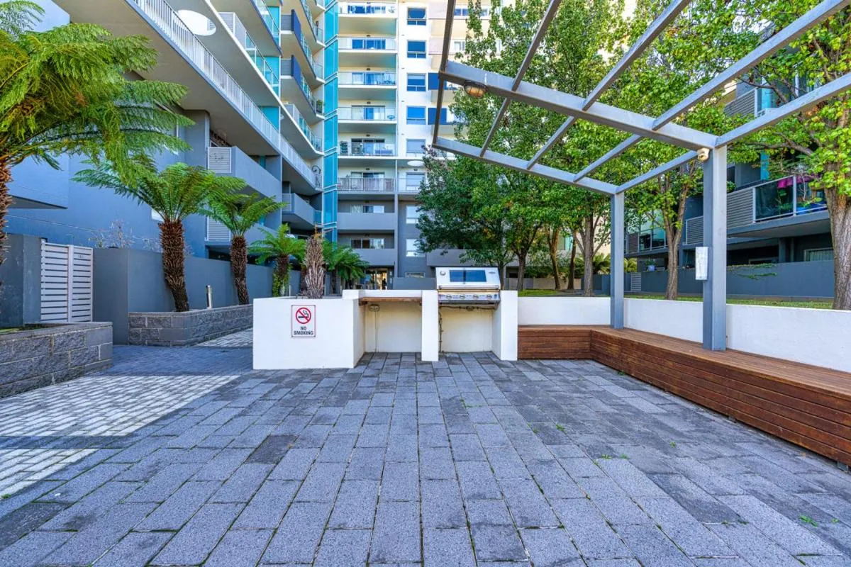 Image 5 of Spacious and Cosy Apt with Great Views in Braddon – Hosted by CanStay