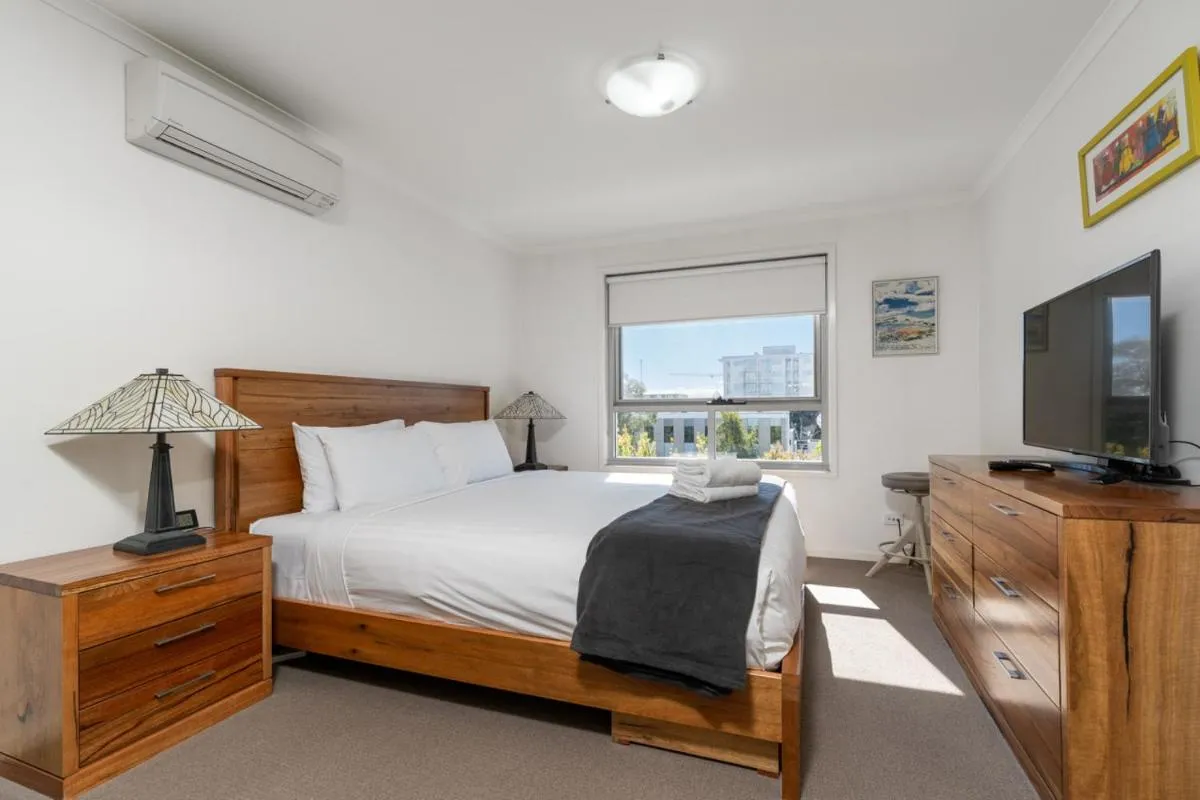 Image 6 of Spacious and Cosy Apt with Great Views in Braddon – Hosted by CanStay