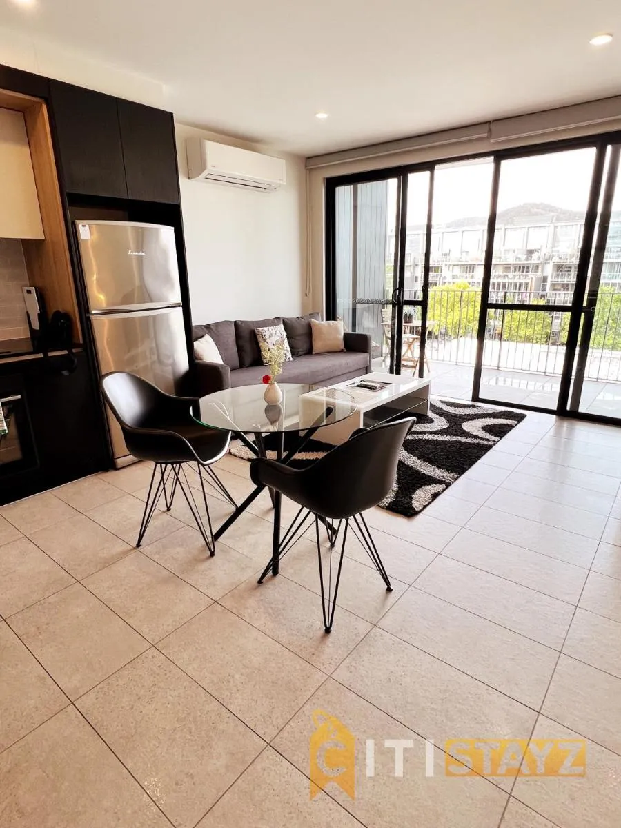 Image 4 of Stylish, Modern, Cute as a Button – Braddon CBD