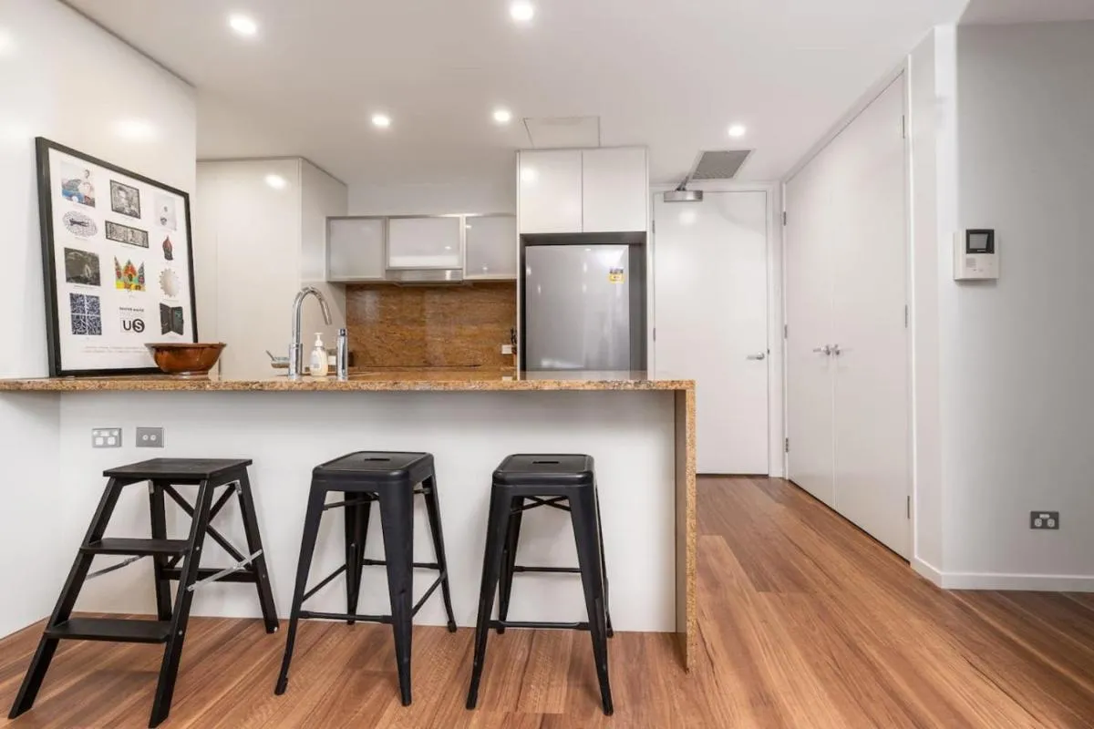 Image 3 of Tranquil 2BR APT – Glebe Park View – Hosted by CanStay