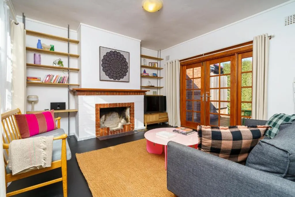 Image of Tranquil 2BR Home near Lovers Lock and Shops – Hosted by Canstay