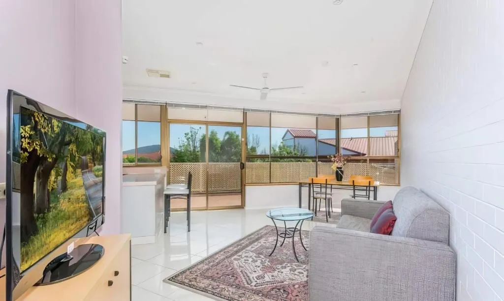 Image of Tuggeranong Short Stay #08C – Sleeps 6