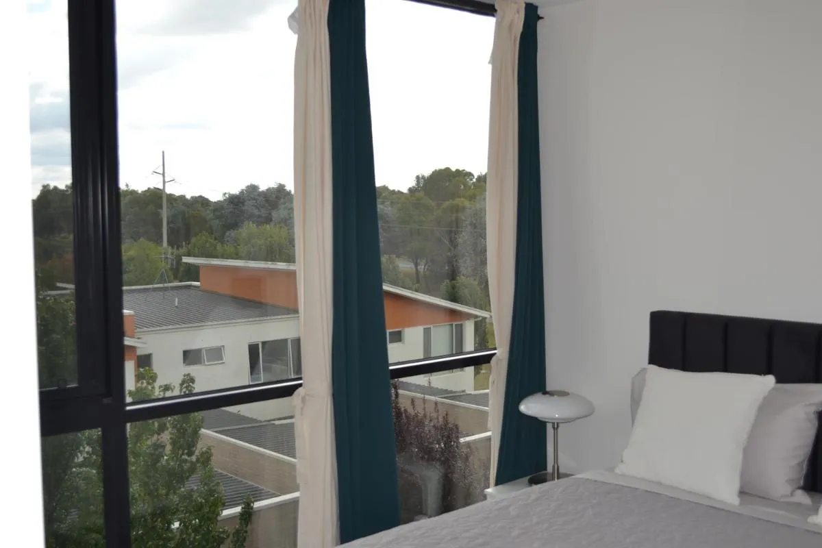 Image 6 of ZMITH Apartment – BROOKE, Near AIS, GIO Stadium, UC, & Nth – Canberra Hospital