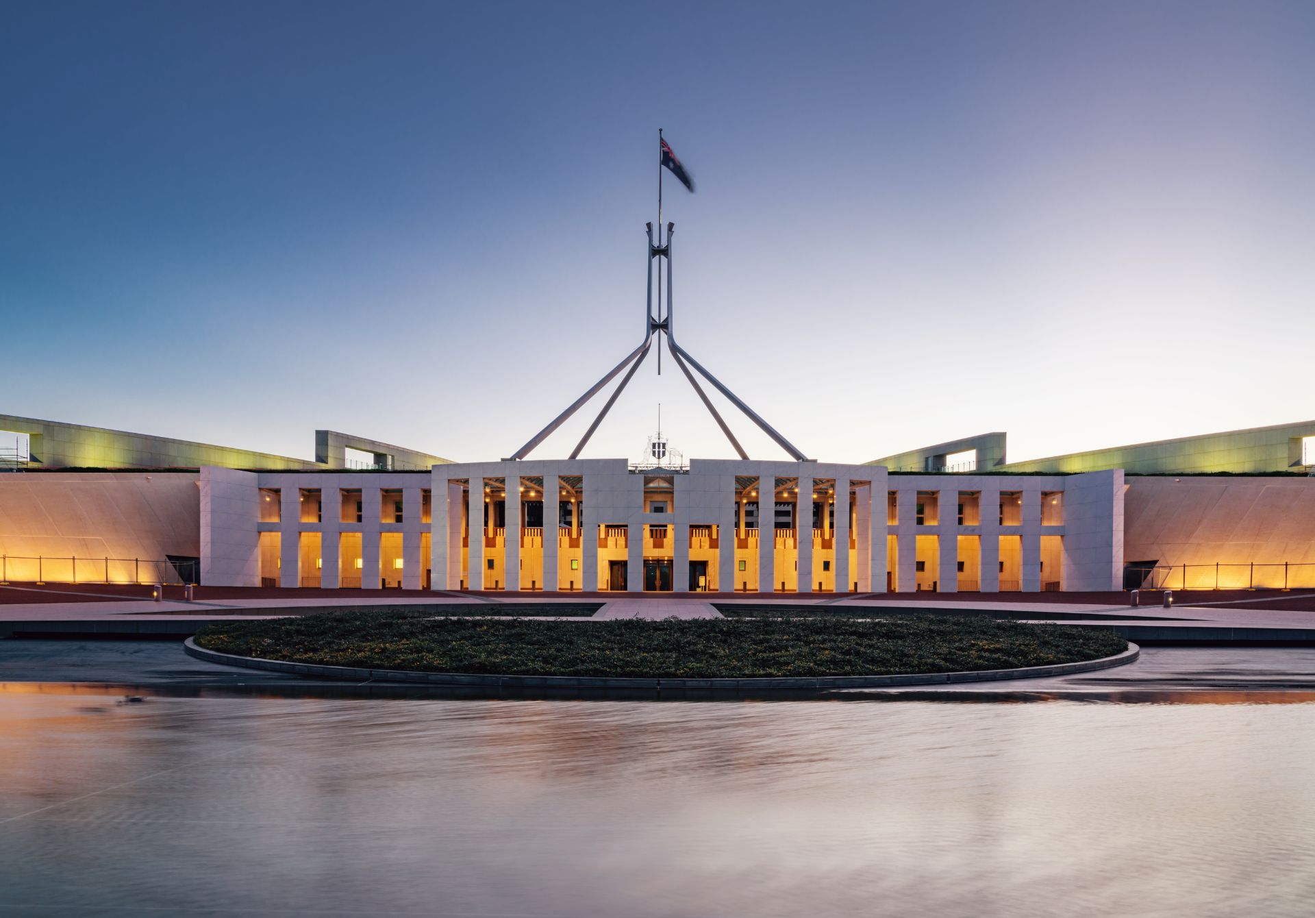 10 Luxury Hotels in Canberra